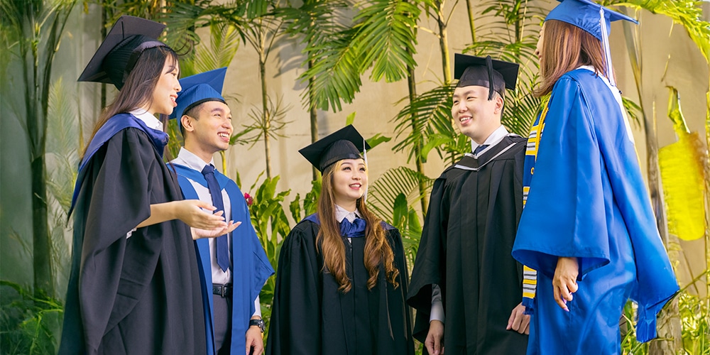 Học bổng Undergraduate Học viện Quản lý Singapore - SIM