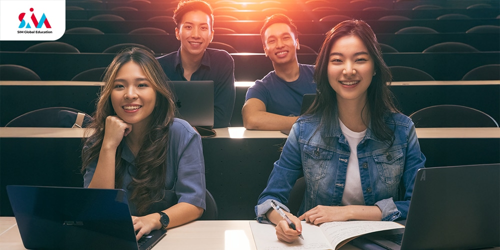 Nộp hồ sơ học bổng SIM STARRR Award