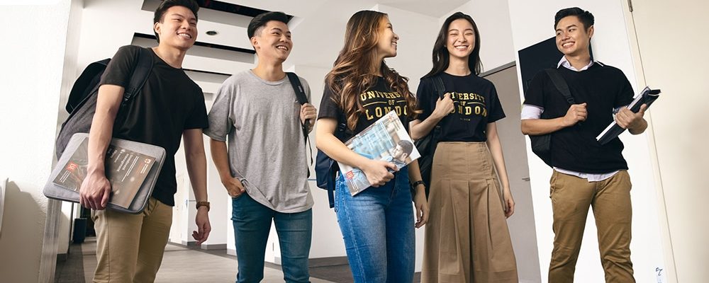 Chương trình cử nhân khoa học máy tính đại học London